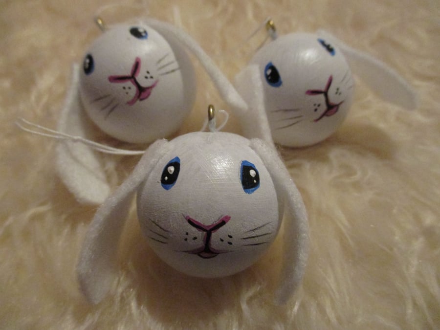 3x Bunny Rabbit Christmas Tree Baubles Decorations Wood Wooden Hand Painted