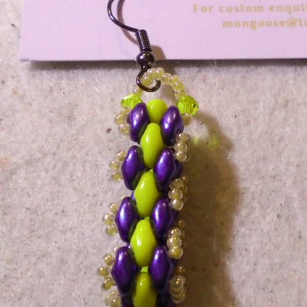 Brickwork-pattern bead earrings (customisable)