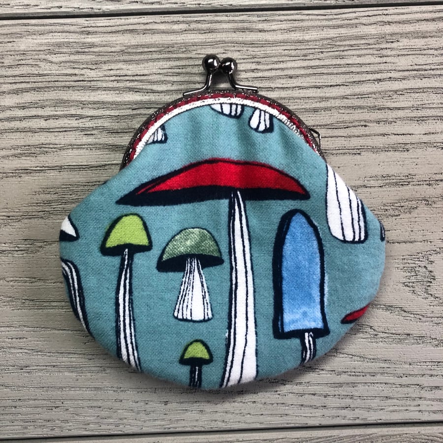 Mushroom Themed Fabric Clasp Coin Purse