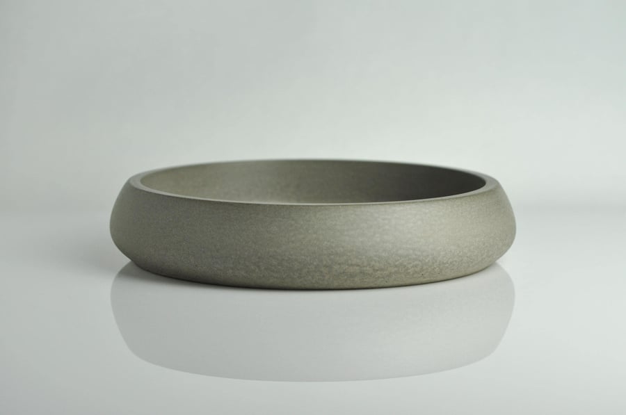 Medium Concrete Bowl Grey Handmade Jewellery Bowl Shallow Beton Key and Coin Bow