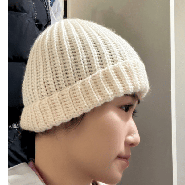 Adult female beanie hat 