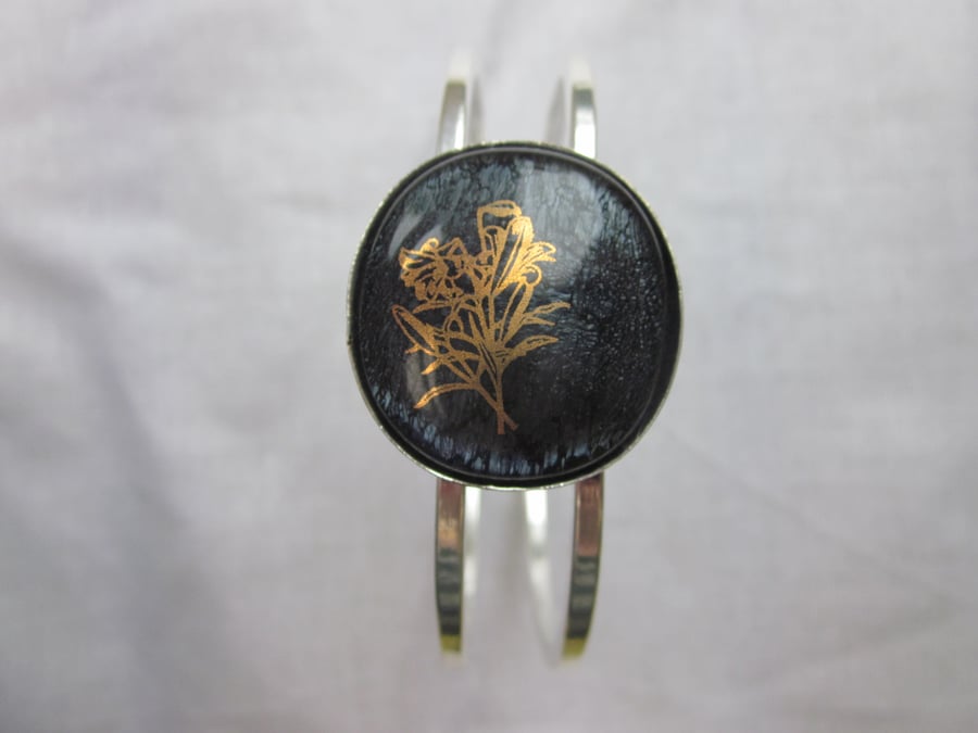Handmade fused glass bangle - Dark Lily