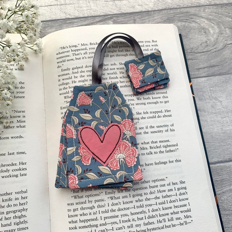 Tea bag bookmark
