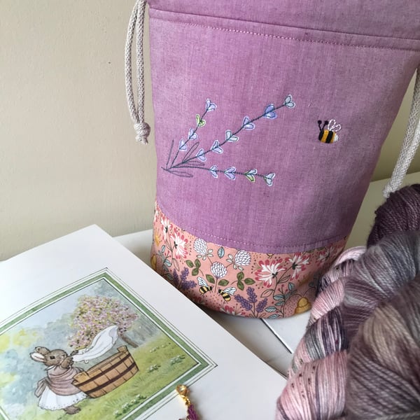 Lavender and Bee round based bag