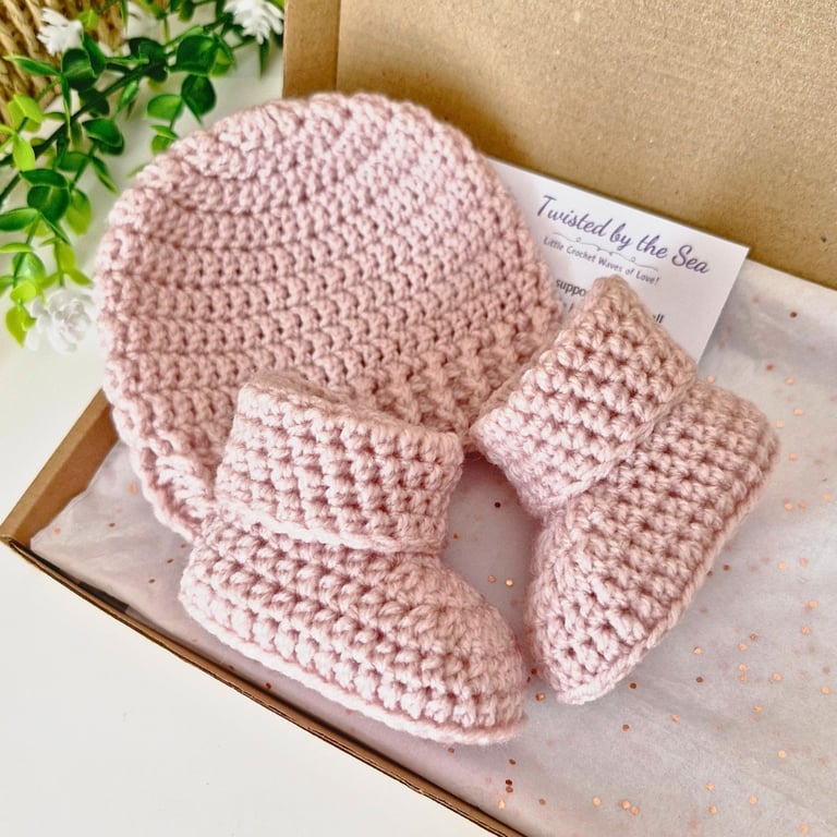 Newborn Crochet Baby Beanie Hat & Booties Gift Set - Wild Orchid Pink