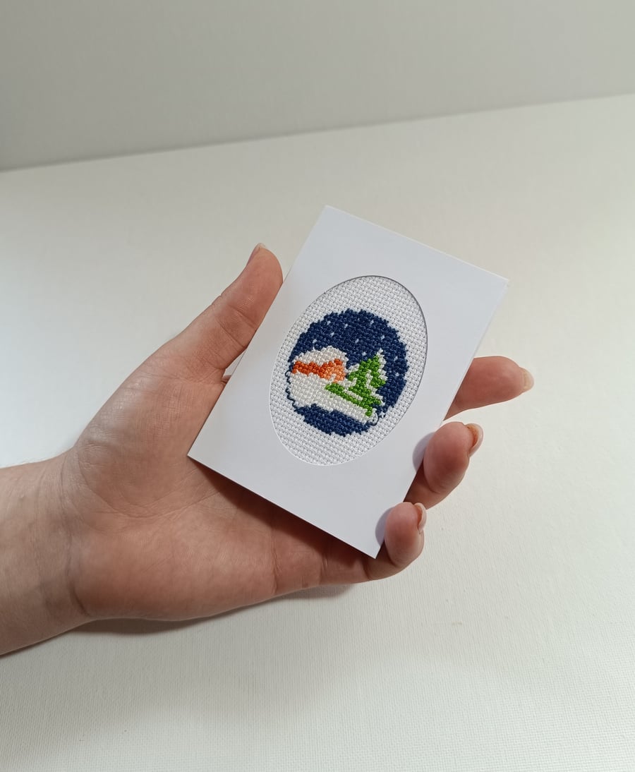 Small Cross Stitch Card – Cosy Home and Tree in Snow