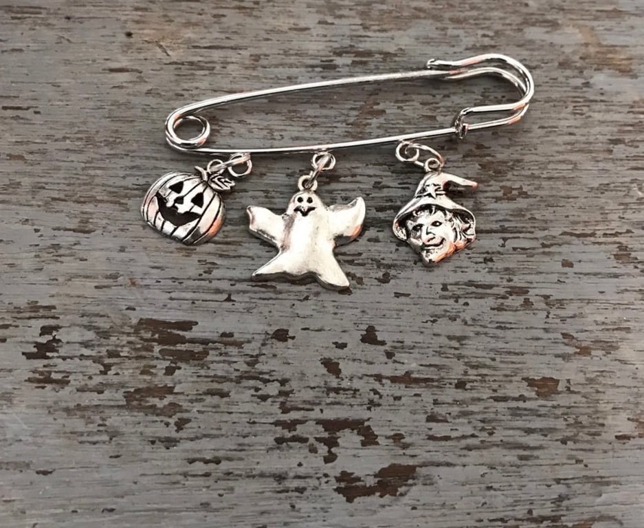 Halloween Ghost Witch Pumpkin Kilt Pin Brooch