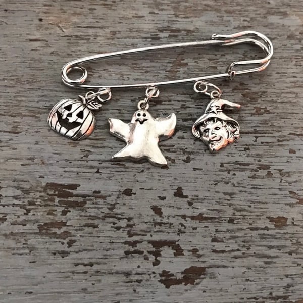 Halloween Ghost Witch Pumpkin Kilt Pin Brooch