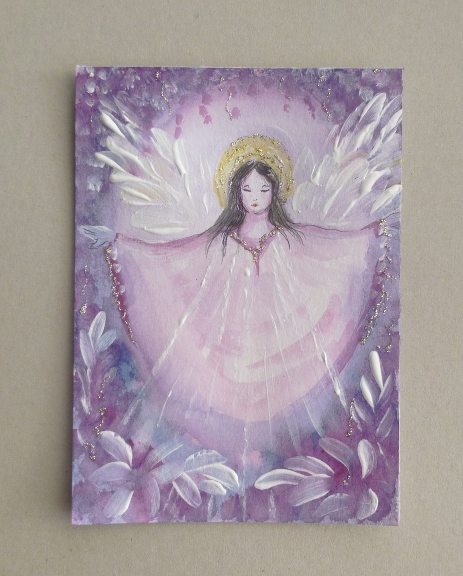 hand painted angel with added glitter ( ref F 797 PN G1)