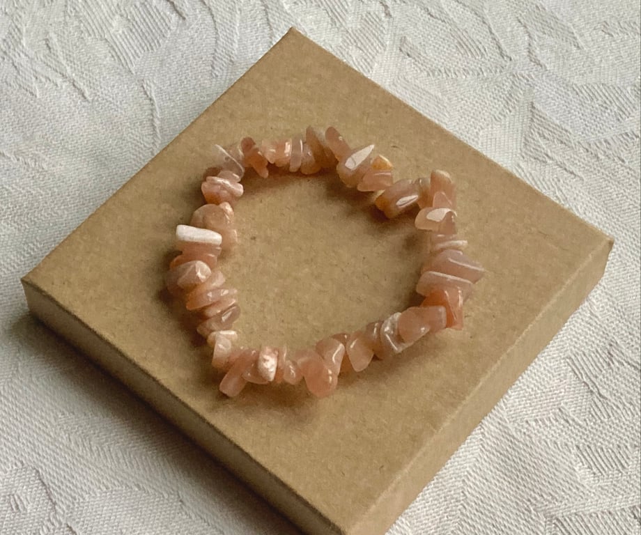 Peach Moonstone stretchy bracelet