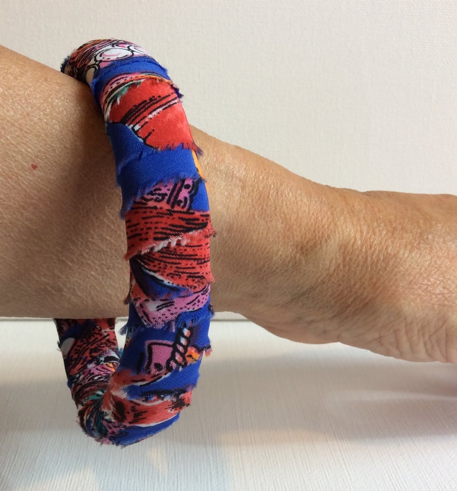 Bangle, bracelet, fabric wrapped, slip on, blue, red, multicoloured 