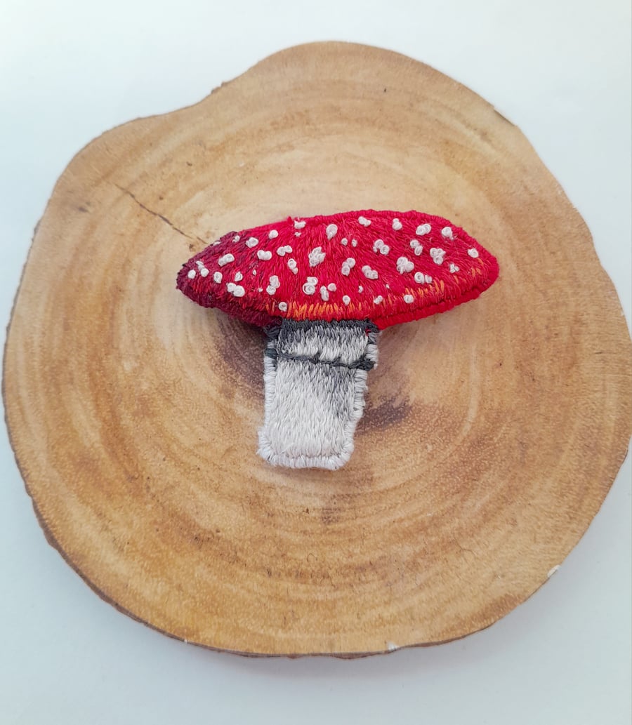 Hand embroidered Mushroom Brooch 