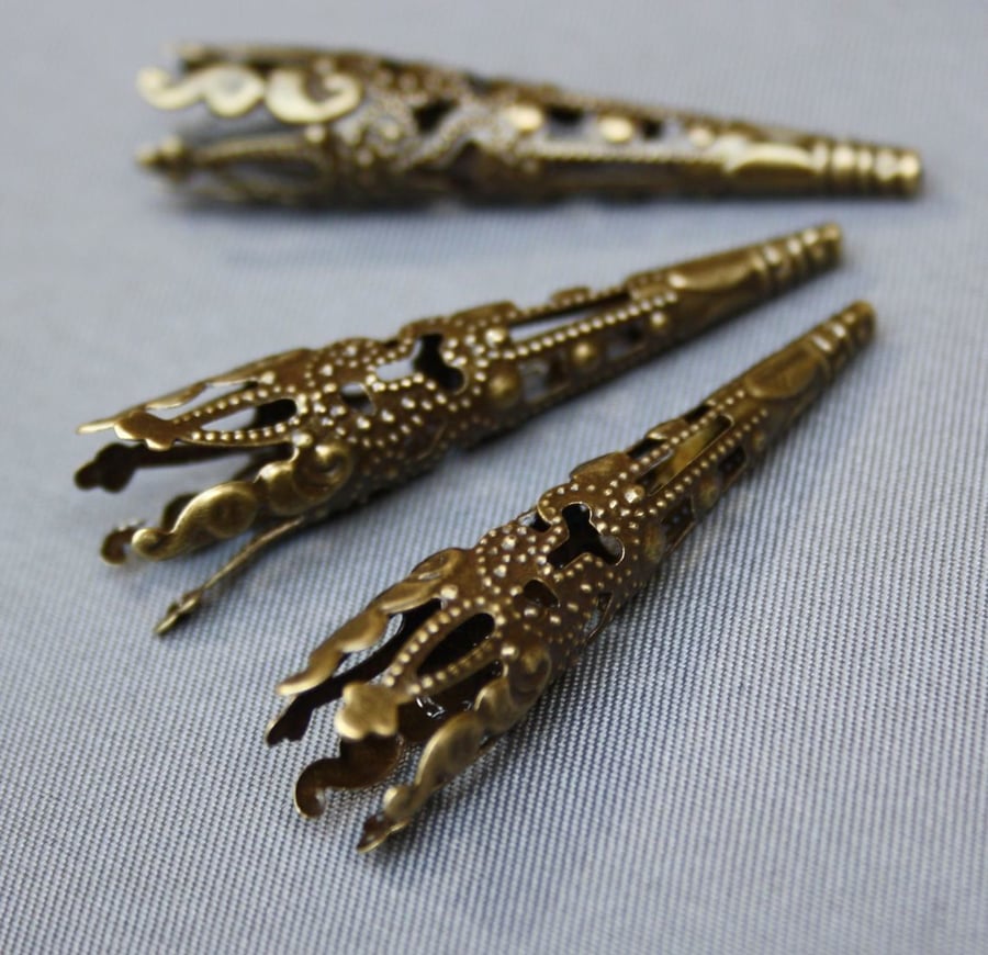 Pack of 20 – Antique Bronze Long Cone Bead Caps
