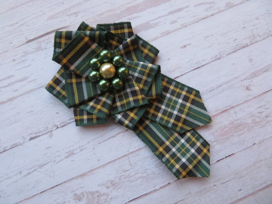 Irish National Tartan Ruffle Rosette Pearls Mini Brooch Pin Ireland St Patricks 