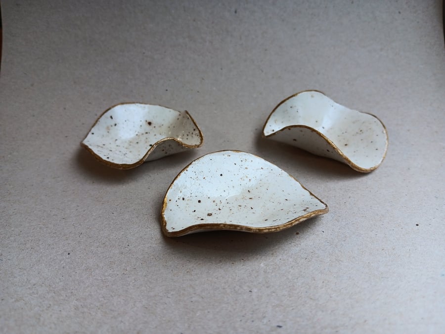 Set of 3 Small Clay Dish for Rings, Mini Trinket Dish, Jewellery Dishes