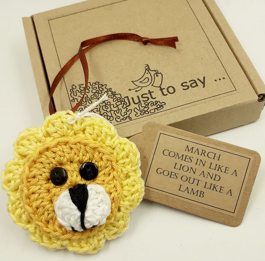 Crochet Lion Lamb Hanger - 'March in like a lion, out like a lamb'