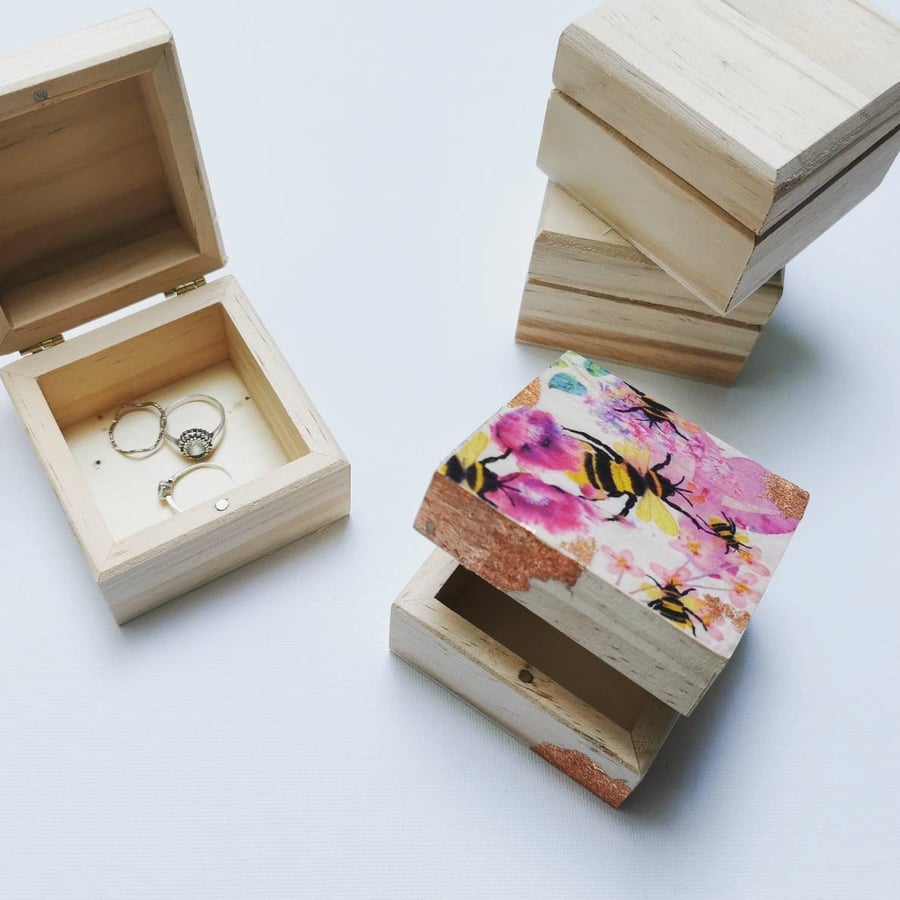Floral Bee Jewellery Trinket Box, hand painted jewellery box, valentines day gif