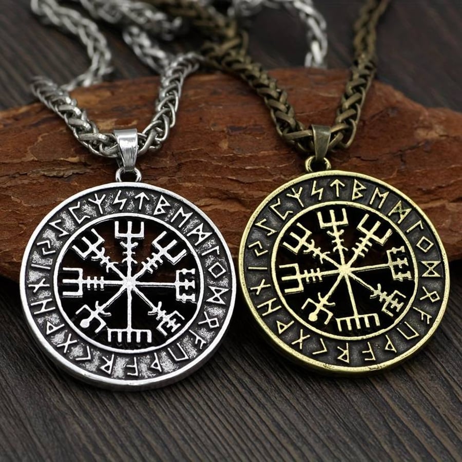 Vegvisir Odin Compass Necklace DnD Magical Item