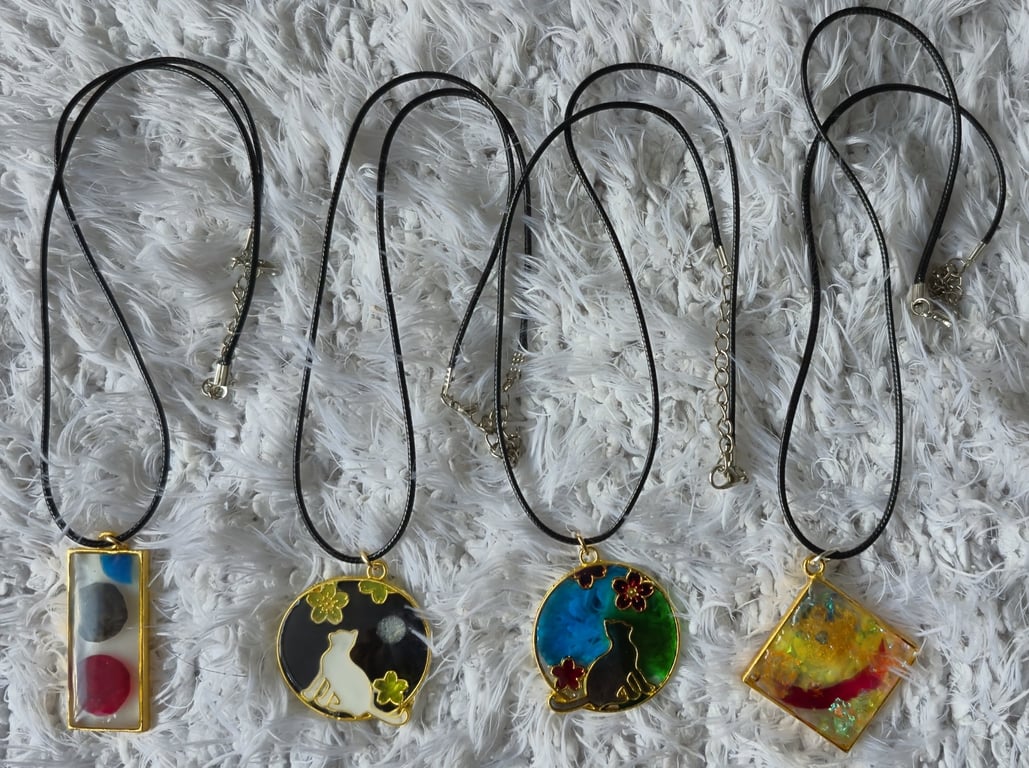 Handmade Resin Pendant Necklaces – Unique Wearable Art