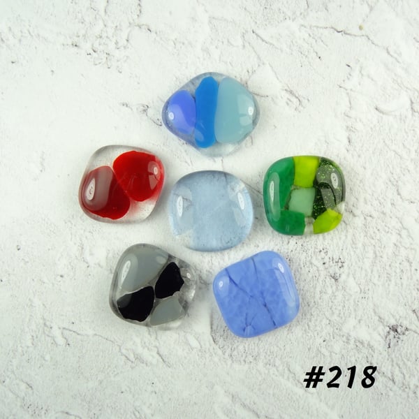 Bag of mixed colours art glass cabochons, for jewellery making, crafting (218)
