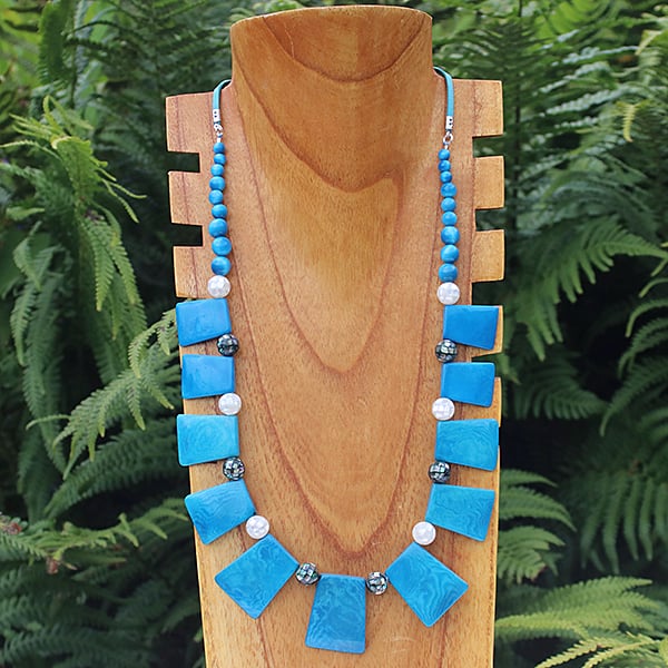 Mosaic Fan 2 Necklace