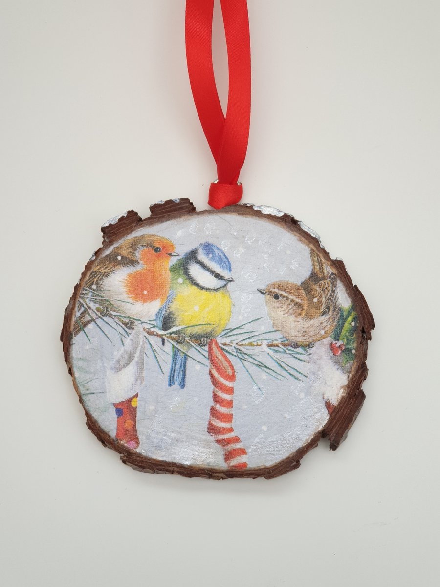 Garden birds wood slice hanging Christmas decoration 