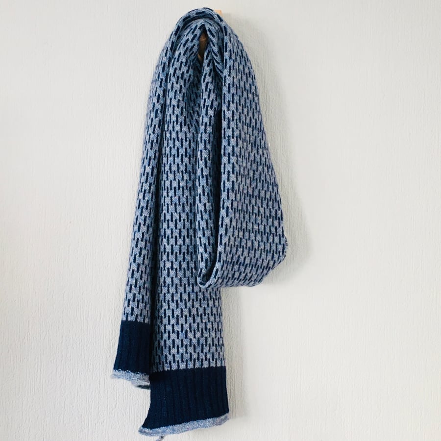 Scarf - super soft merino lambswool Nordic scarf in marled jeans blu and silver 