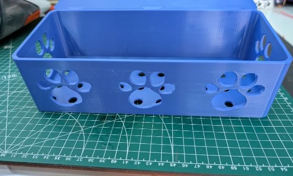 Pawfect grip bath basket caddy