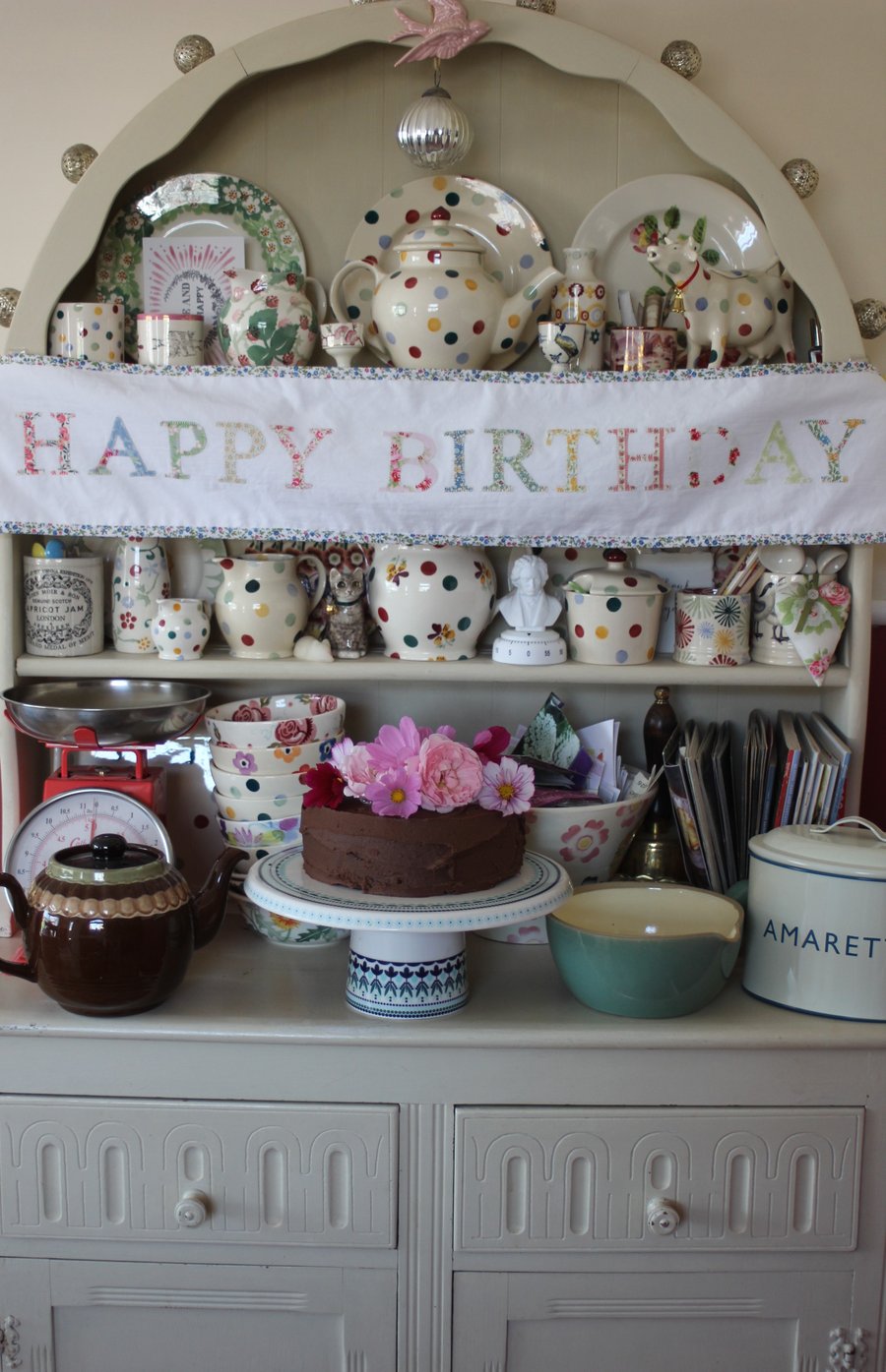 Floral 'Pastels' Happy Birthday fabric banner