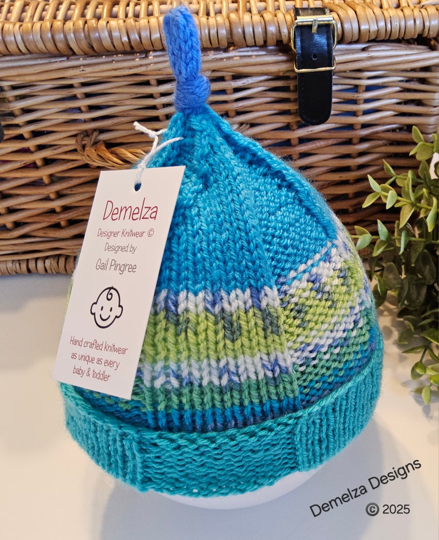 Designer Hand Knitted knotted Pixie Hat  3-9  months size 