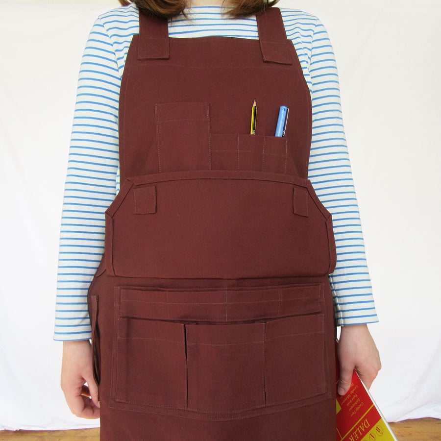 Unisex Woodwork Apron with extensive range of pockets & crossback. Brown Canvas