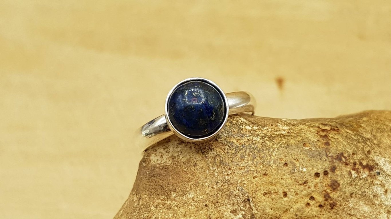 Adjustable Lapis Lazuli ring. September birthstone