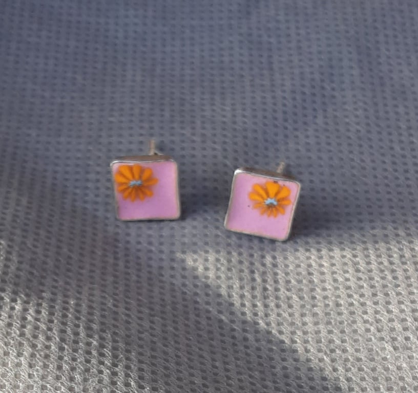 STERLING SILVER SQUARE ENAMELLED 8MM STUD EARRINGS 
