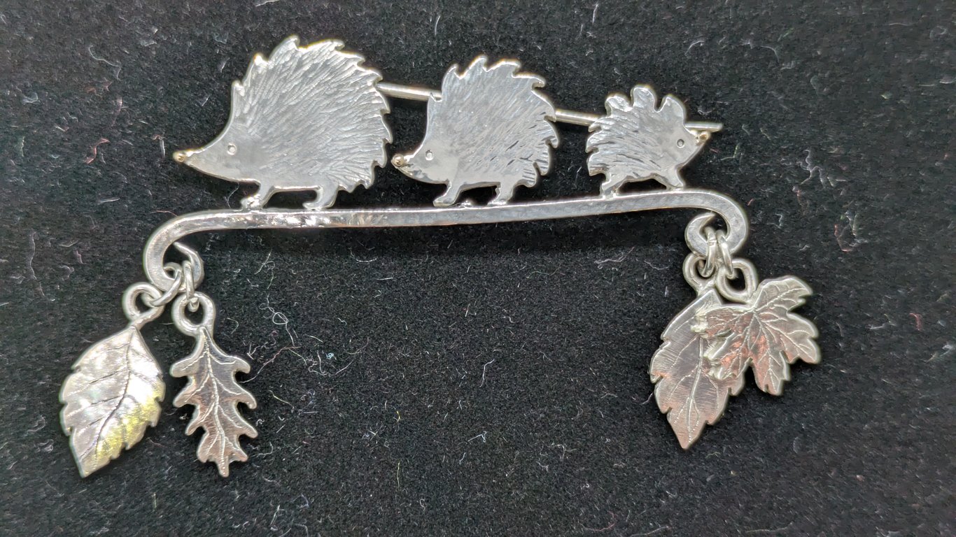 Sterling silver hedgehogs brooch, Hedgehog jewellery, Artisan brooch