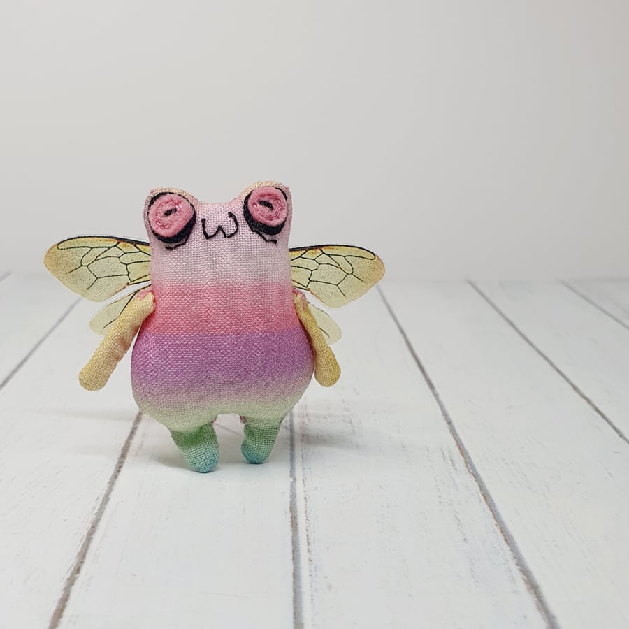 Rainbow Froggyfly Derpy Yellow Arms