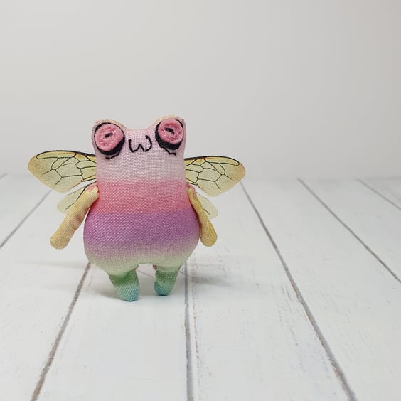 Rainbow Froggyfly Derpy Yellow Arms