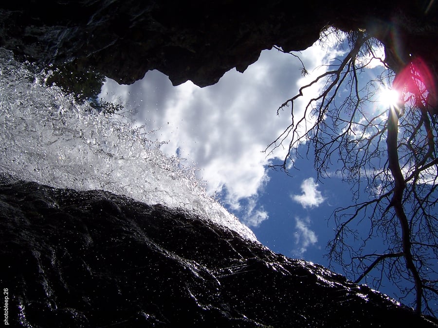 Small Print Scotland 01. Red Flare Silver Sound.