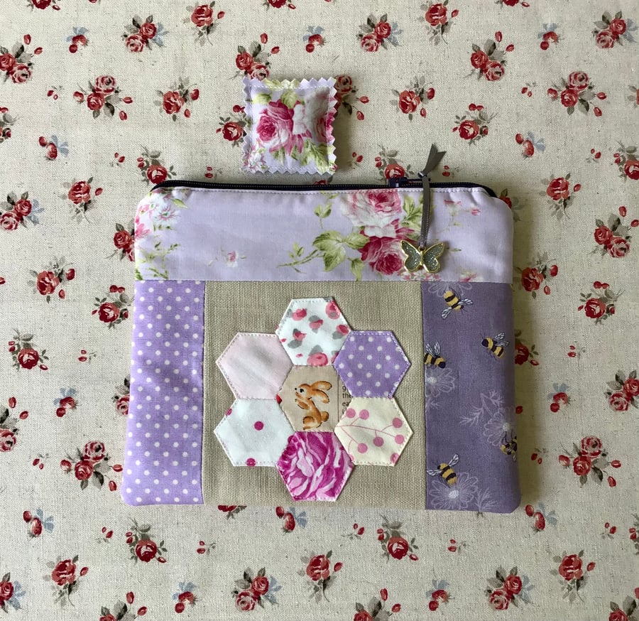 Pretty patchwork notions pouch