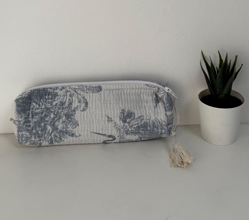 Quilted Floral Pouches, Handmade Cotton Makeup Bags, Tassel Detail
