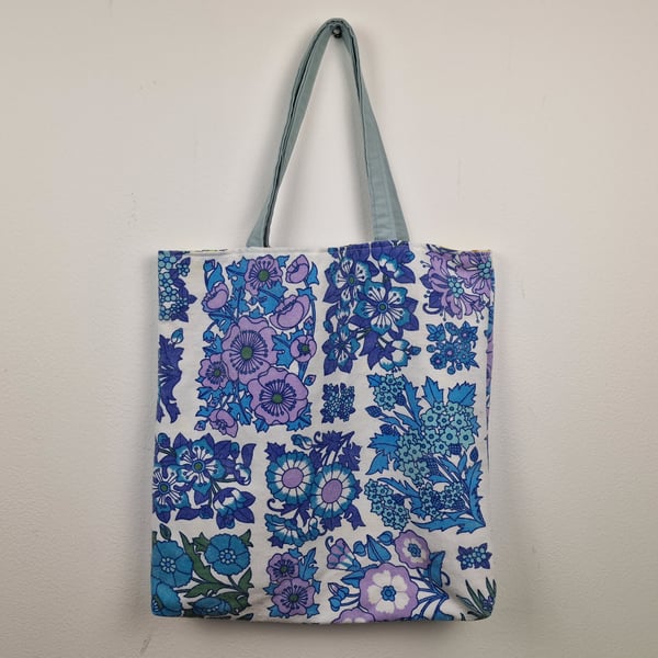 Vintage 1960s 1970s floral print fabric shoulder tote bag