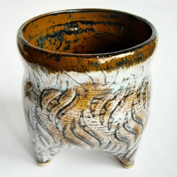 Three Legged Houseplant Holder 