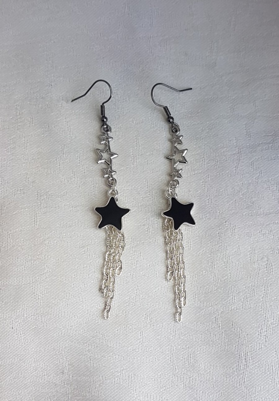 Gorgeous Dangly Black Star Earrings - Gunmetal tone Ear Wires.