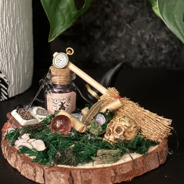 Witch diorama, Halloween witchy scene 