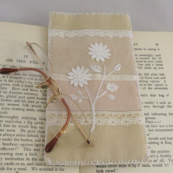 SALE Glasses case from vintage linen and lace