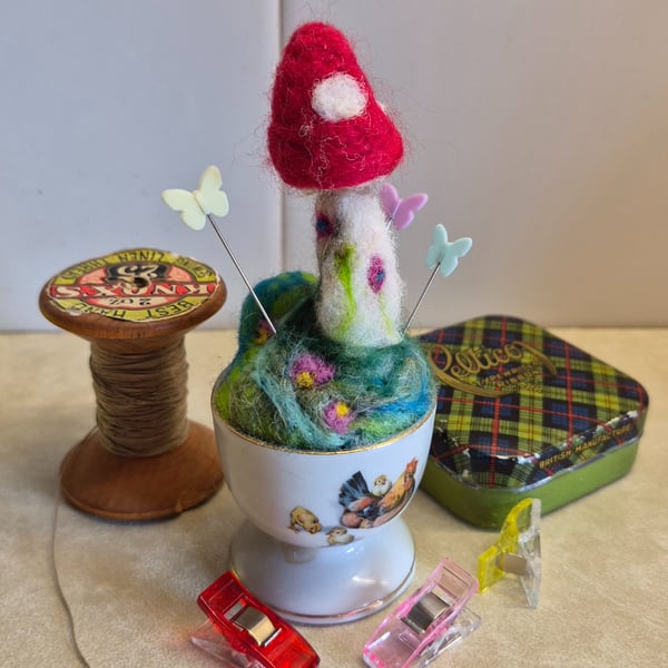 Miniature Toadstool Pincushion