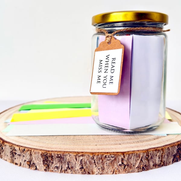 Read Me When You Miss Me Jar - Long Distance Gift for Friend, Partner and Family