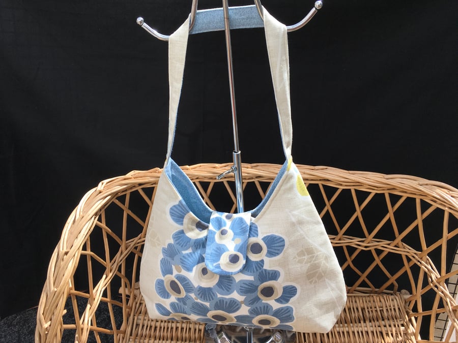 Handbag, Shoulder Bag. Creams, Blues and White.