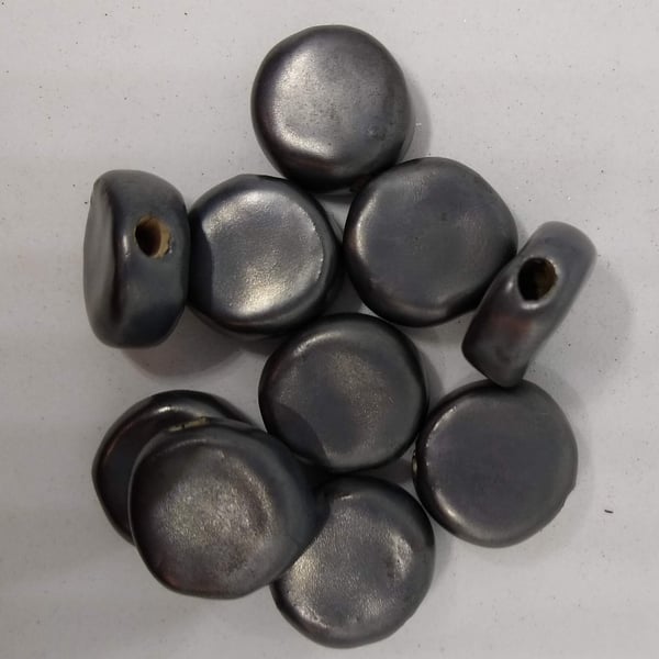 Handmade Devon Ceramic beads Pewter Black x 4