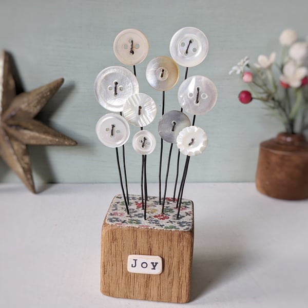 Mother of Pearl Buttons in a Wood Block 'Joy'