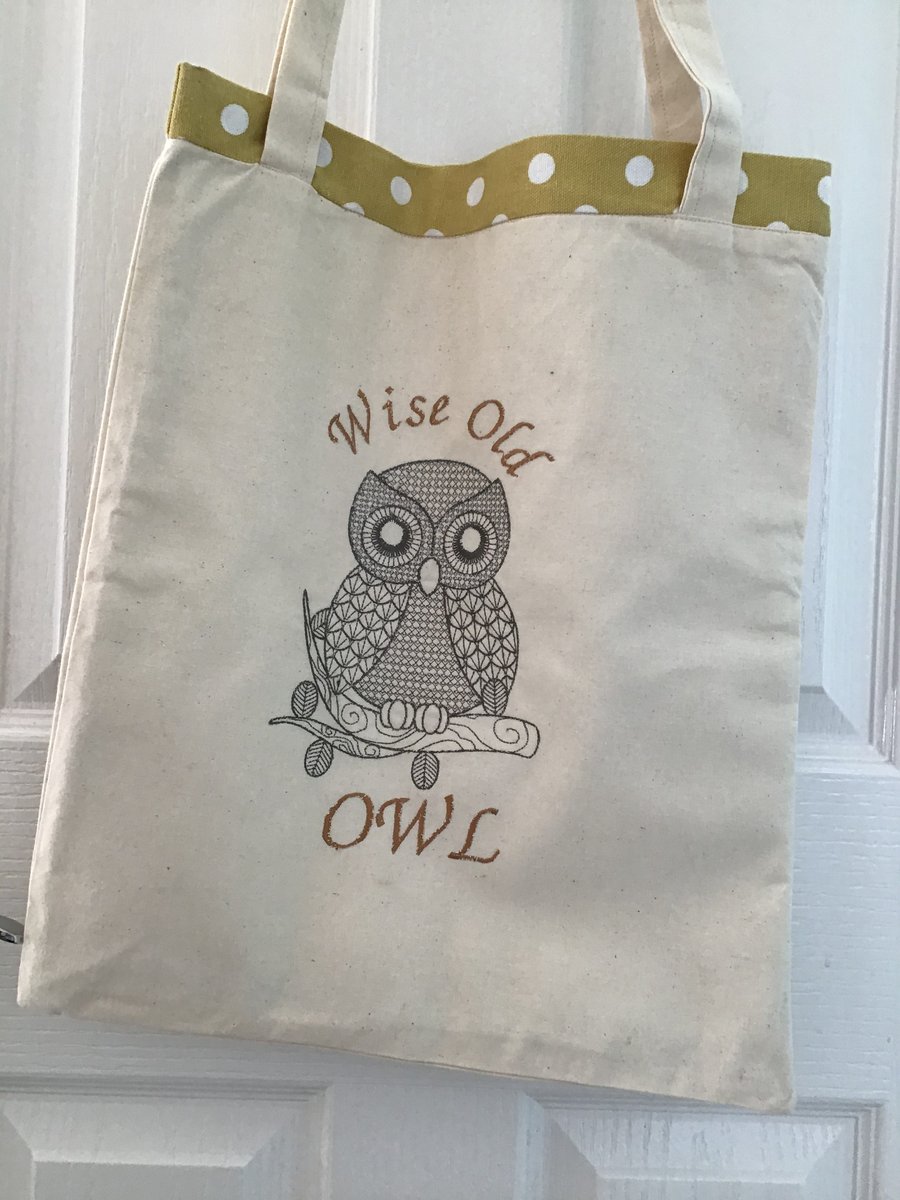 Tote bag with owl. Reduced was 10.00 now 7.00